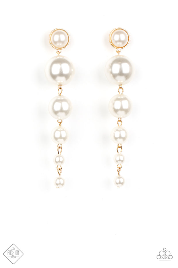 Paparazzi Living a WEALTHY Lifestyle - Gold Pearl Earrings